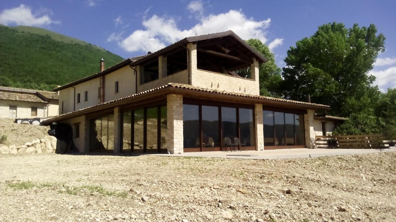 Agriturismo Il Casale Degli Amici Norcia Extérieur photo